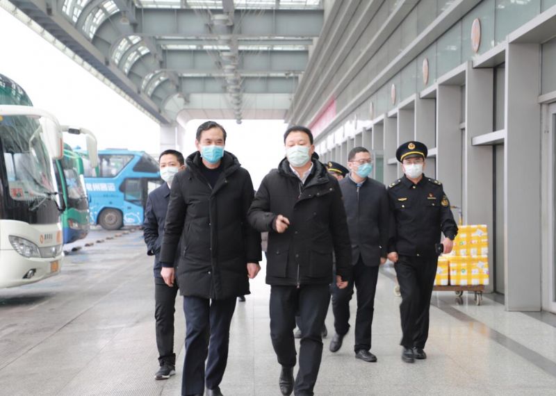 局領導至常州汽車站開展節(jié)前一線服務窗口走訪和安全、防疫督查